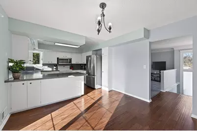 8657 Ironwood Trail N, Lake Elmo, MN 55042 - Photo 9