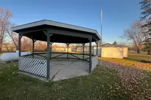 514 Adams Ave SW, Red Lake Falls, MN 56750 - Photo 5