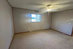 514 Adams Ave SW, Red Lake Falls, MN 56750 - Photo 9