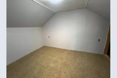 514 Adams Avenue SW, Red Lake Falls, MN 56750 - Photo 13