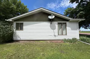 514 Fir Ave, Westbrook, MN 56183 - Photo 7