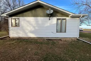 514 Fir Ave, Westbrook, MN 56183 - Photo 5