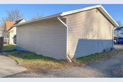 314 E Vernon Avenue, Fergus Falls, MN 56537 - Photo 47