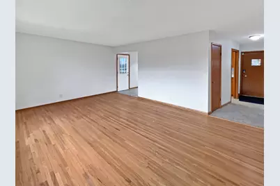 3806 Hampshire Avenue N, Crystal, MN 55427 - Photo 3