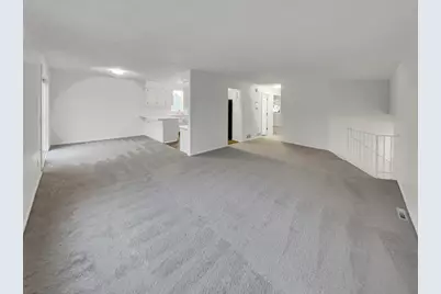 8232 Sumter Avenue N, Brooklyn Park, MN 55445 - Photo 9