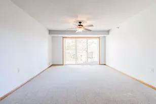 16154 Main Ave SE, Prior Lake, MN 55372 - Photo 9