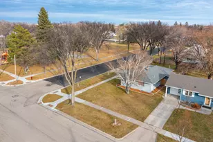 1305 12th Ave N, Moorhead, MN 56560 - Photo 43