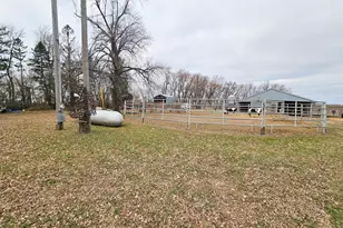 68245 470th St, Fairfax, MN 55332 - Photo 27