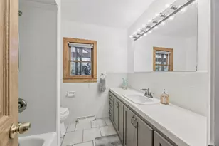 3916 Thomas Ave S, Minneapolis, MN 55410 - Photo 17