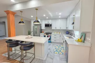 12209 Woodbine Rd, Hopkins, MN 55305 - Photo 11