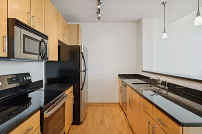 7600 Lyndale Avenue S #414, Richfield, MN 55423 - Photo 11