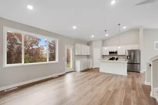 2189 Westpointe Dr, Hastings, MN 55033 - Photo 9