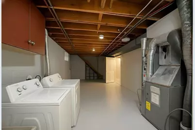 810 57th Avenue N, Brooklyn Center, MN 55430 - Photo 9