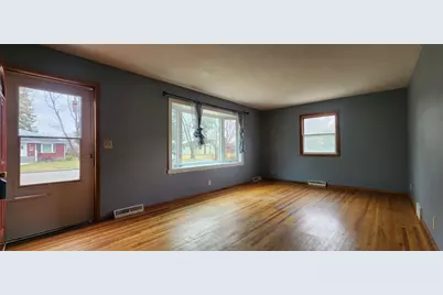 2215 7th Street S, Moorhead, MN 56560 - Photo 3