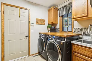 3800 Jamestown Curve, Woodbury, MN 55129 - Photo 23