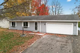 612 11th Ave E, Shakopee, MN 55379 - Photo 37