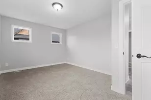 1313 Irving Ave N, Minneapolis, MN 55411 - Photo 19