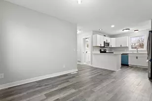 1313 Irving Ave N, Minneapolis, MN 55411 - Photo 9