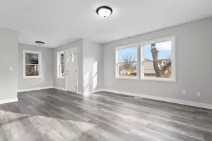 1313 Irving Ave N, Minneapolis, MN 55411 - Photo 5