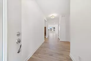 17763 Ellsworth Dr, Lakeville, MN 55044 - Photo 5