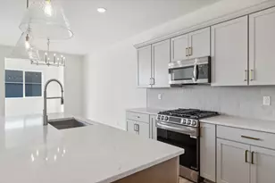 17763 Ellsworth Dr, Lakeville, MN 55044 - Photo 11