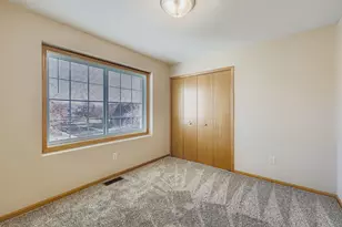 7642 Arboretum Village Pl, Chanhassen, MN 55317 - Photo 15