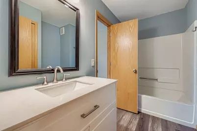 7642 Arboretum Village Place, Chanhassen, MN 55317 - Photo 13