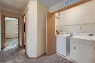 7642 Arboretum Village Pl, Chanhassen, MN 55317 - Photo 17