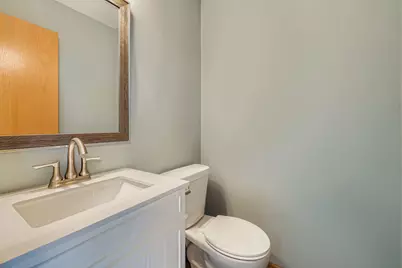 7642 Arboretum Village Place, Chanhassen, MN 55317 - Photo 9