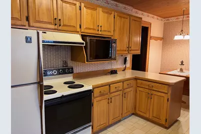 724 S Marshall Avenue, Litchfield, MN 55355 - Photo 15