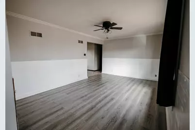 208 Powers Avenue N, Alden, MN 56009 - Photo 17