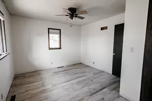 208 Powers Ave N, Alden, MN 56009 - Photo 9