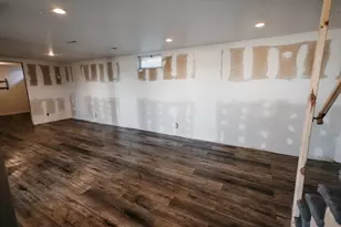 208 Powers Ave N, Alden, MN 56009 - Photo 47