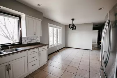 208 Powers Avenue N, Alden, MN 56009 - Photo 27