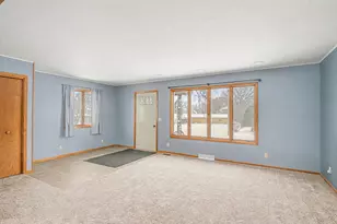 625 1st St, Kenyon, MN 55946 - Photo 9