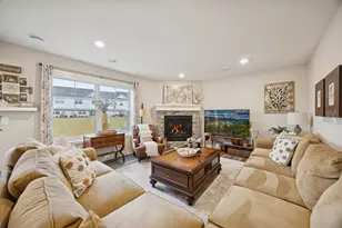 7230 Bay Dr, Lino Lakes, MN 55038 - Photo 3