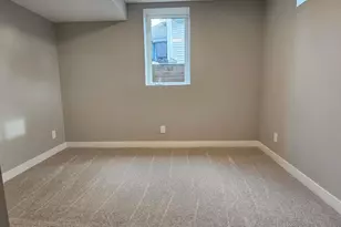 686 Wheaton Ave, Roseville, MN 55113 - Photo 23