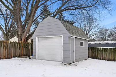 8605 Ivywood Avenue S, Cottage Grove, MN 55016 - Photo 35