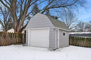 8605 Ivywood Ave S, Cottage Grove, MN 55016 - Photo 35