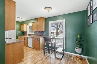 8605 Ivywood Avenue S, Cottage Grove, MN 55016 - Photo 9