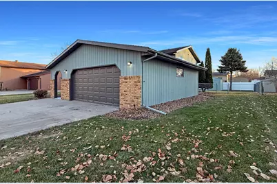 1620 36 1/2 Avenue S, Fargo, ND 58104 - Photo 39