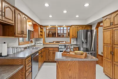 9213 Yates Bay N, Brooklyn Park, MN 55443 - Photo 25