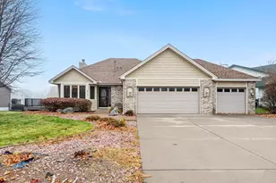 9213 Yates Bay N, Brooklyn Park, MN 55443 - Photo 9