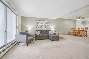 1690 Hwy 36 W, Roseville, MN 55113 - Photo 17