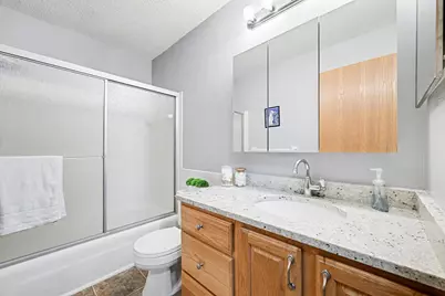 1690 Highway 36 W #224, Roseville, MN 55113 - Photo 23