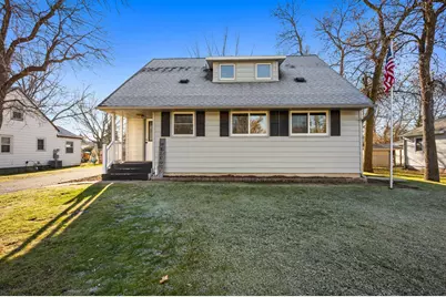 817 1st Street SE, Elbow Lake, MN 56531 - Photo 1