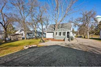 817 1st Street SE, Elbow Lake, MN 56531 - Photo 7