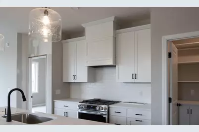 20262 Keystone Avenue, Lakeville, MN 55044 - Photo 3