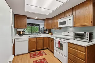 9600 Portland Ave S, Bloomington, MN 55420 - Photo 9