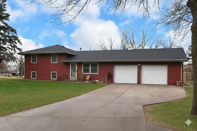 8078 Homestead Avenue S, Cottage Grove, MN 55016 - Photo 1